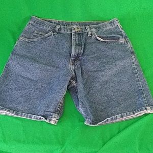 Wrangler jean shorts. Size 34